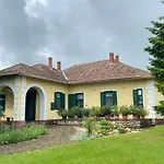 Vendektanya Vendeghaz Tapolca
