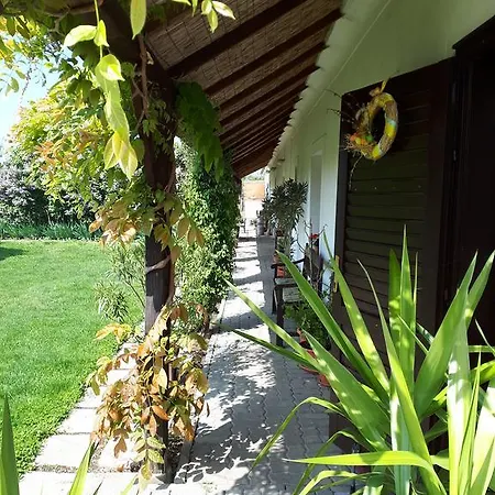 Vendektanya Vendeghaz Tapolca