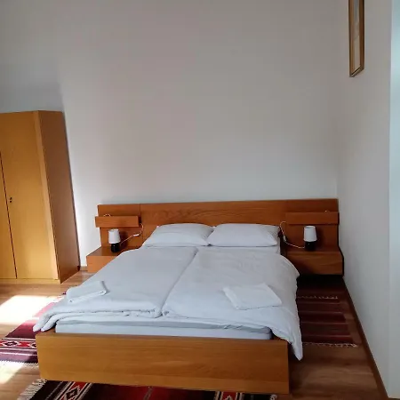 Vendektanya Vendeghaz *