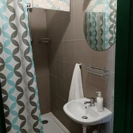 Vendektanya Vendeghaz 3* Тапольца