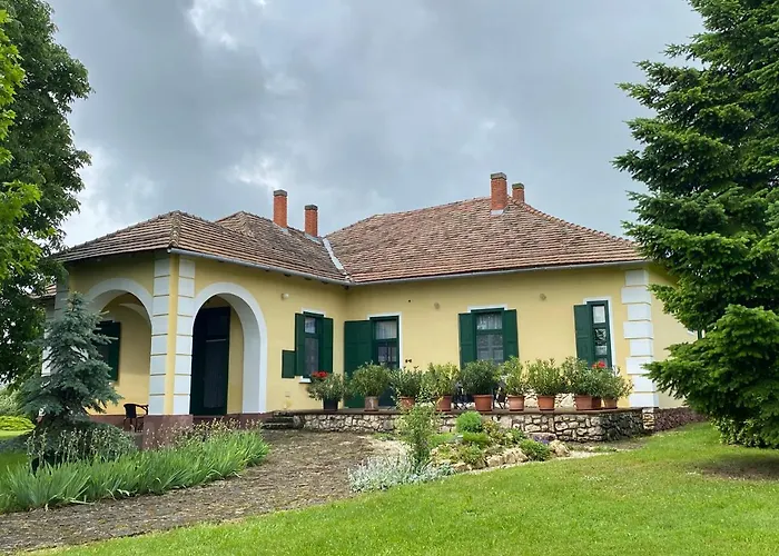 Vendektanya Vendeghaz Tapolca